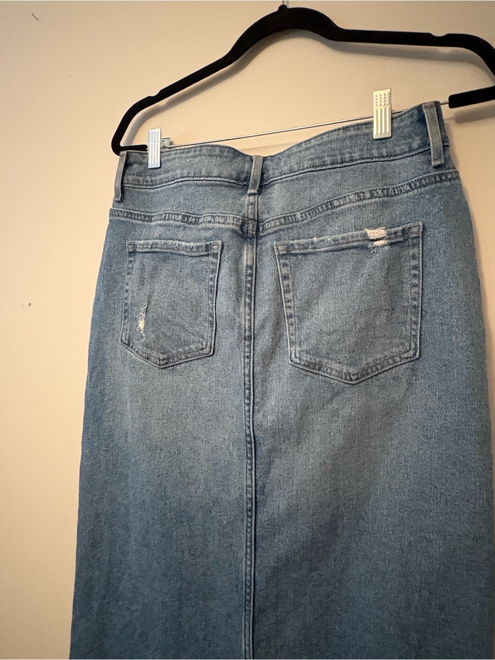 Maurices m jeans Denim Midi Skirt Size 6 Distressed Raw Hem Long Blue Wash - Picture 5 of 7